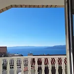 Taja Apartment *
