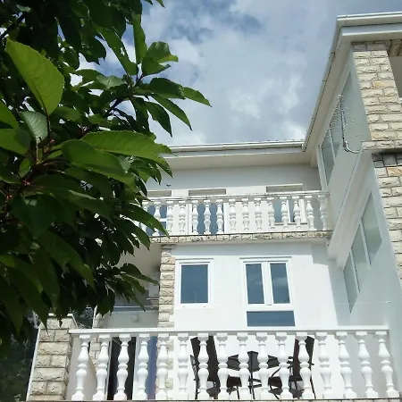 Apartment Taja