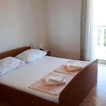 Taja * Makarska